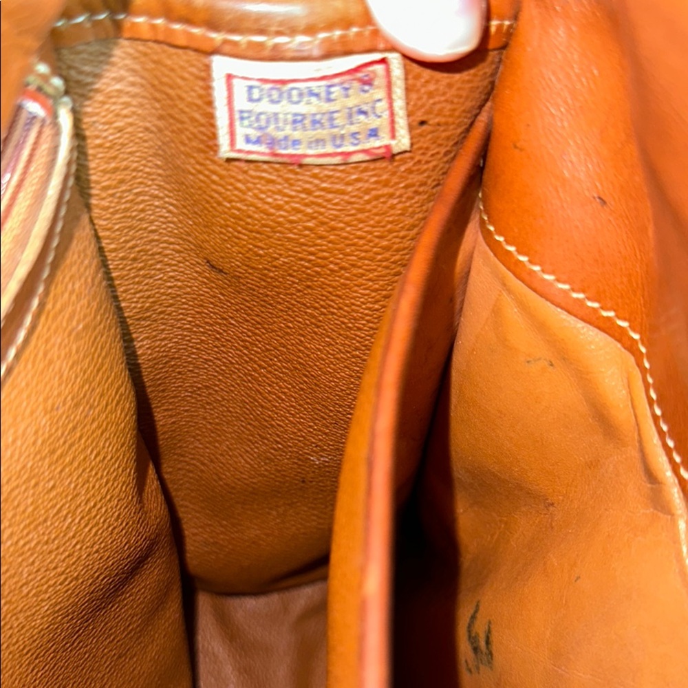 Dooney & Bourke All Weather Leather Small Essex Satchel Black & British Tan R26 - Picture 4 of 17